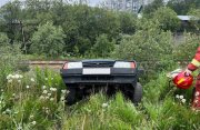 Скатился с пригорка ВАЗ в Мурманске