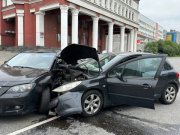 Из-за оплошности водителя авария произошла в центре Мурманска