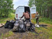 Три свалки мусора убрали лесничие в районе протоки Широкая Салма