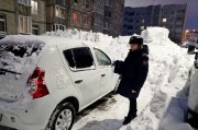 Чуть не лишился внедорожника и гаража должник в Оленегорске