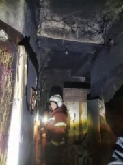 Пострадали трое и спасены восемь человек: горел дом в Мурманске