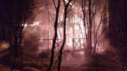 Горящую баню тушили всю ночь в Молочном
