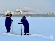 К крещенским купаниям готов лед Семеновского озера в Мурманске