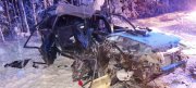 Машина при обгоне не успела уйти в свою полосу и попала под фуру в Кандалакше