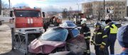 Иномарка столкнулась с КАМАЗом возле ж/д переезда в Коле