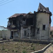 Приморск атаковали беспилотники: северяне восстанавливают дома