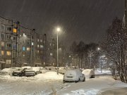 <p><img src="https://novosti-murmanskoy-oblasti.ru/uploads/posts/2025-02/1739450690_photo_2025-02-13_15-42-00-2.jpg" alt="" />Семья с детьми из Ковдора нуждается в финансовой помощи после пожара, случившегося 11 февраля в их квартире. Огонь уничтожил всё имущество и одежду пострадавших, рассказали в соцсетях.</p>
<p><br /><span style="font-size: 14pt;"><em>&mdash; Срочно требуется финансовая помощь ковдорской семье, в которой воспитывается двое несовершеннолетних детей. В результате пожара в жилом доме выгорела их квартира, сгорело все имущество и одежда, &mdash; рассказали в паблике &laquo;УК КовдорЛидер&raquo;.</em></span></p>
<p><br />Отмечается, что сбор средств в отношении детей ведёт отдел опеки и попечительства в Ковдоре (пл. Ленина, 1).</p>

<p>Ранее сообщалось, что при пожаре в пятиэтажном доме в Ковдоре <a href="https://novosti-murmanskoy-oblasti.ru/49183-v-kovdore-est-postradavshiy-pri-pozhare-v-pyatietazhke.html" target="_blank">пострадал</a> один человек.</p>

<p><em>Фото: Ева Экова</em></p>