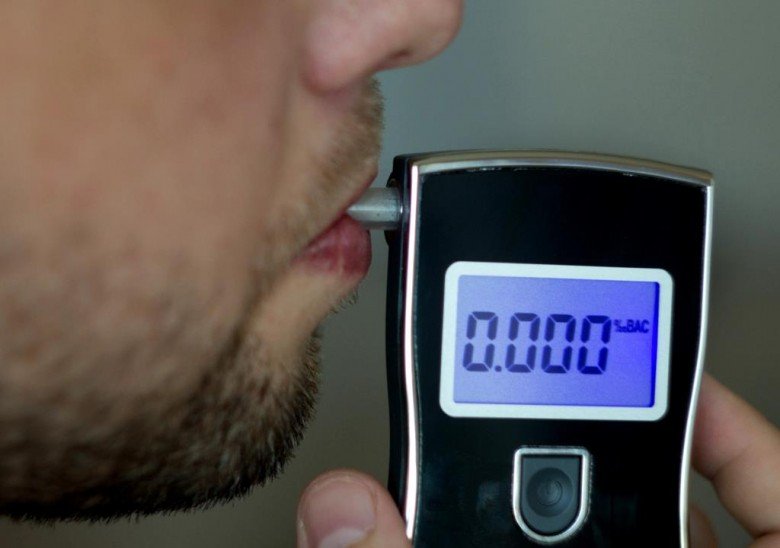 Пьяного водителя поймали ночью в Мурманске