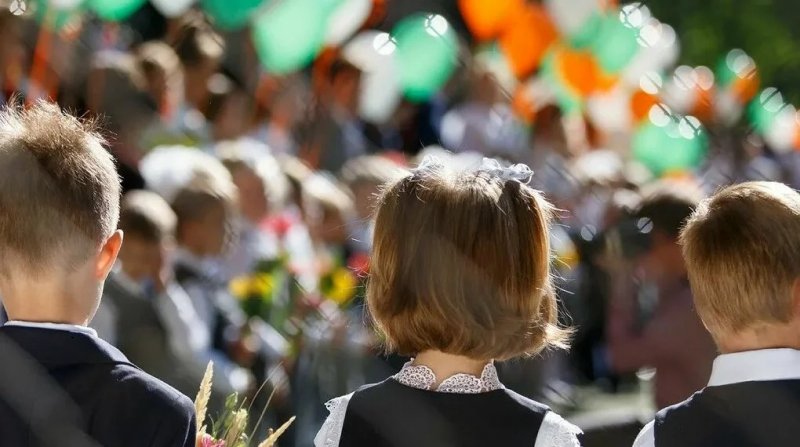 С ограничениями пройдут школьные линейки в Мурманской области