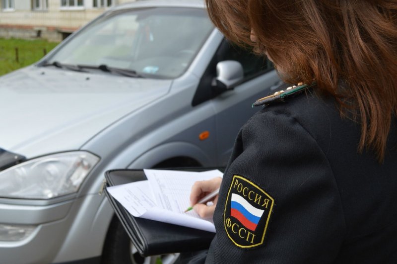 Ищут машины алиментщиков в Мурманской области