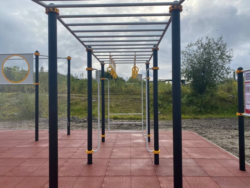 Новая спортивная площадка открылась в Полярном