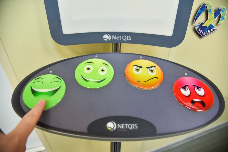 Ставят оценки питанию в столовой школьники Мурманска