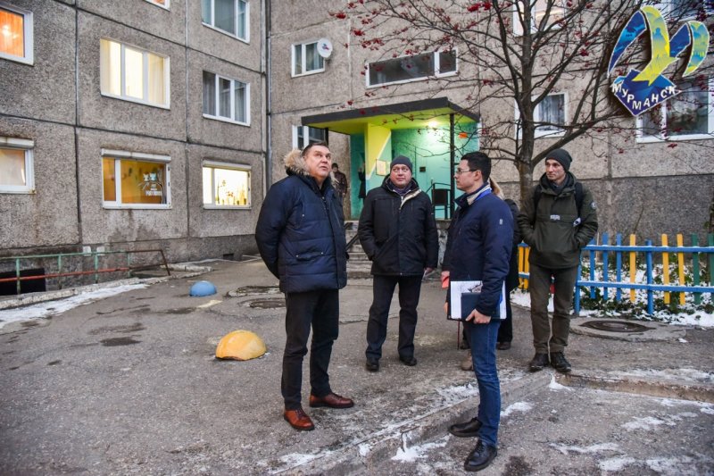 Ремонт двора обсудили в Мурманске