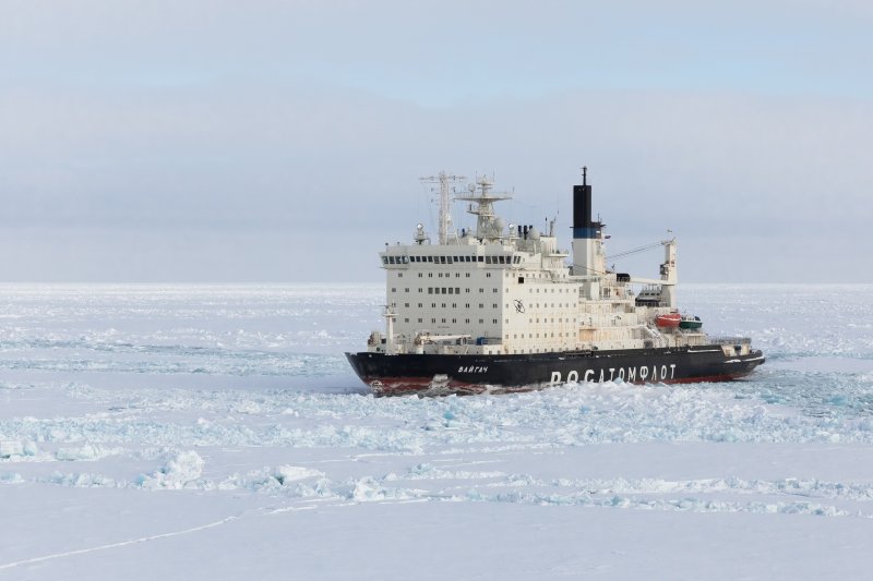Впервые за 7 лет раньше началось ледообразование в определенных районах Севморпути