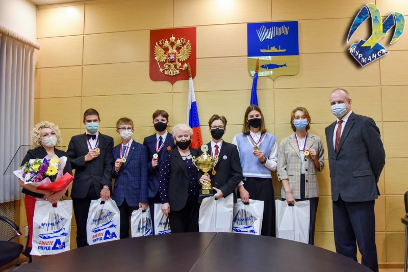 С лучшими лицеистами встретились руководители Мурманска