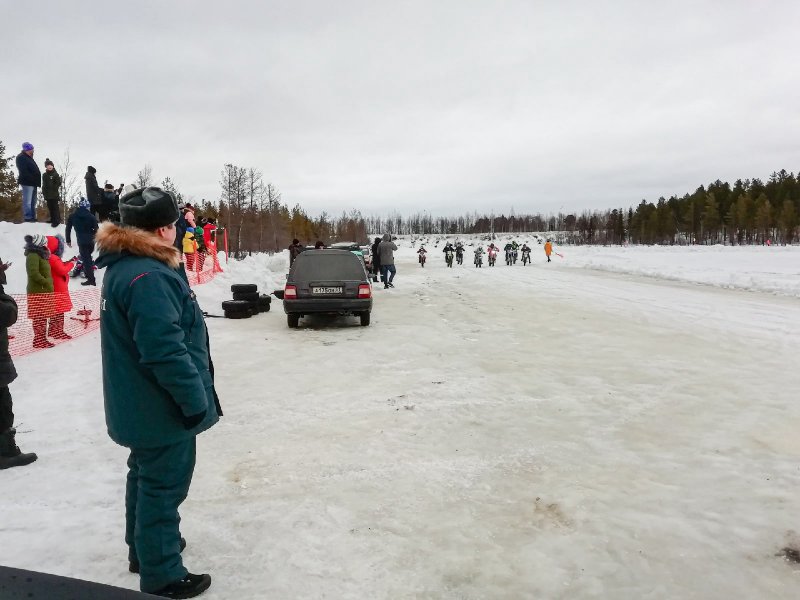 Ледовые гонки прошли в Оленегорске