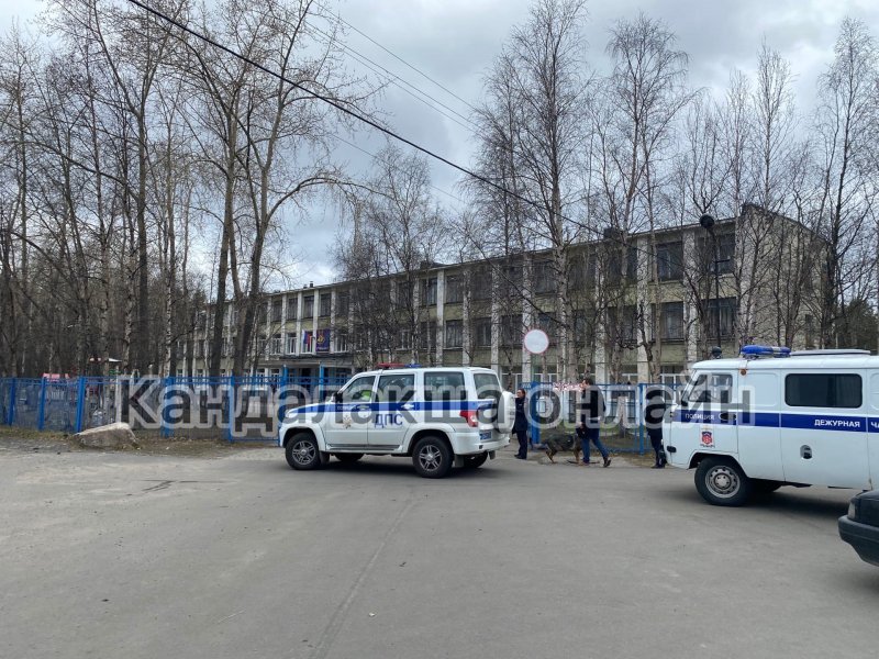 Телефонный террорист «заминировал» школу в Кандалакше