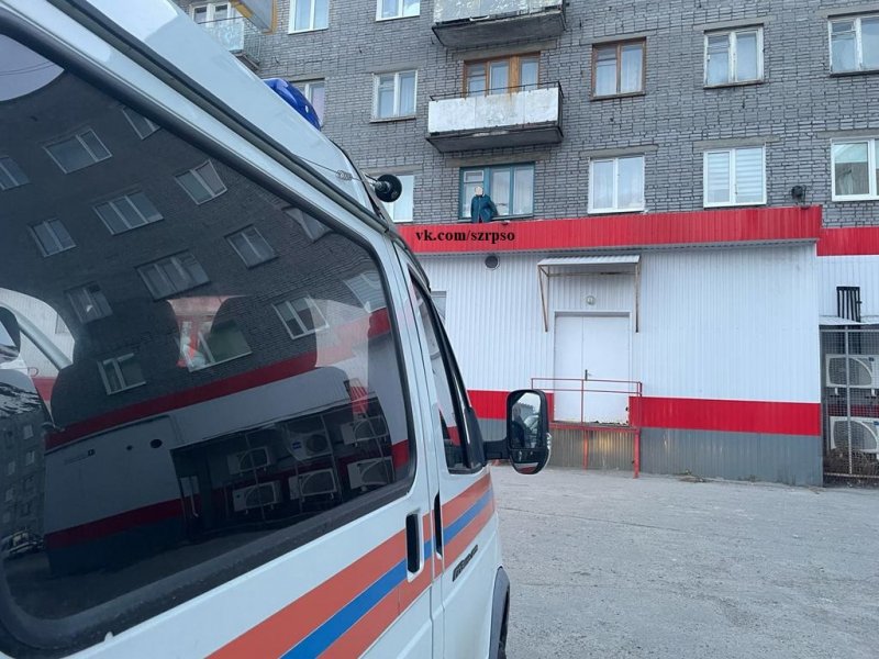 Снимали с крыши пенсионерку в Кировске