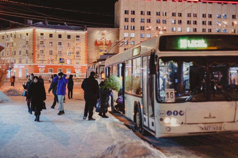 3 390 000 000 пассажира поздравит мурманский «Электротранспорт»