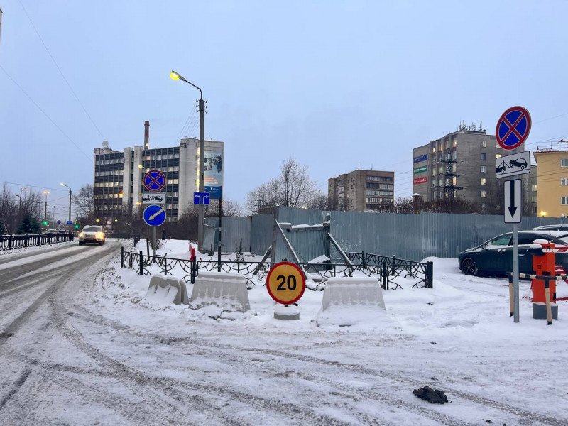 На проспекте Ленина запретили парковку