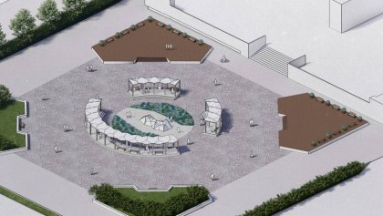 Качели и айсберг появятся на площади «Пять углов» в Мурманске