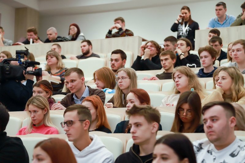 По сто тысяч в год будут платить отличникам - студентам Мурманского арктического университета