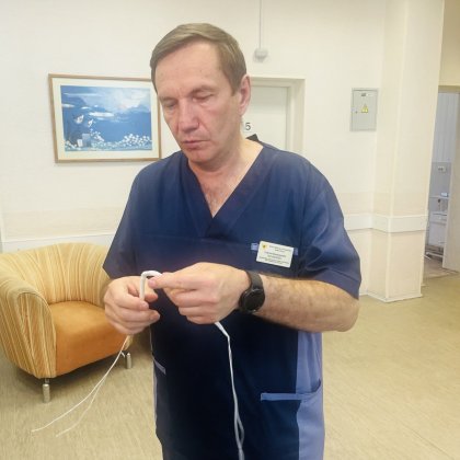 Впервые трансплантировали искусственные связки нового поколения в колено в Мурманске